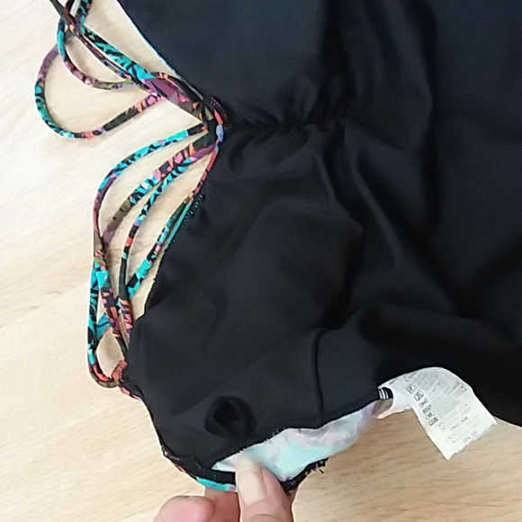 NWT Mali extreme tummy control swimsuit - Picture 8 of 8
